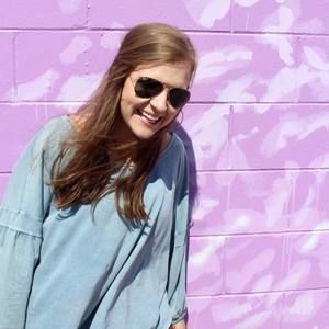 Meet your Posher, Leah